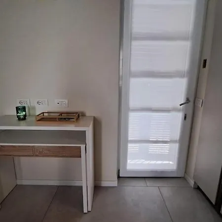 Verdelago Apartment Como